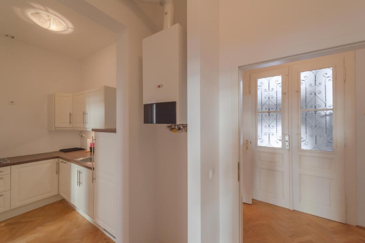 Beautiful 1 bedroom apartment near Schönbrunn palace Wien Exteriör bild