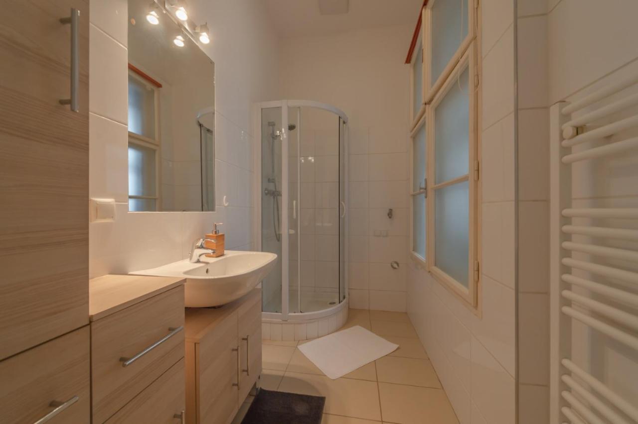 Beautiful 1 bedroom apartment near Schönbrunn palace Wien Exteriör bild